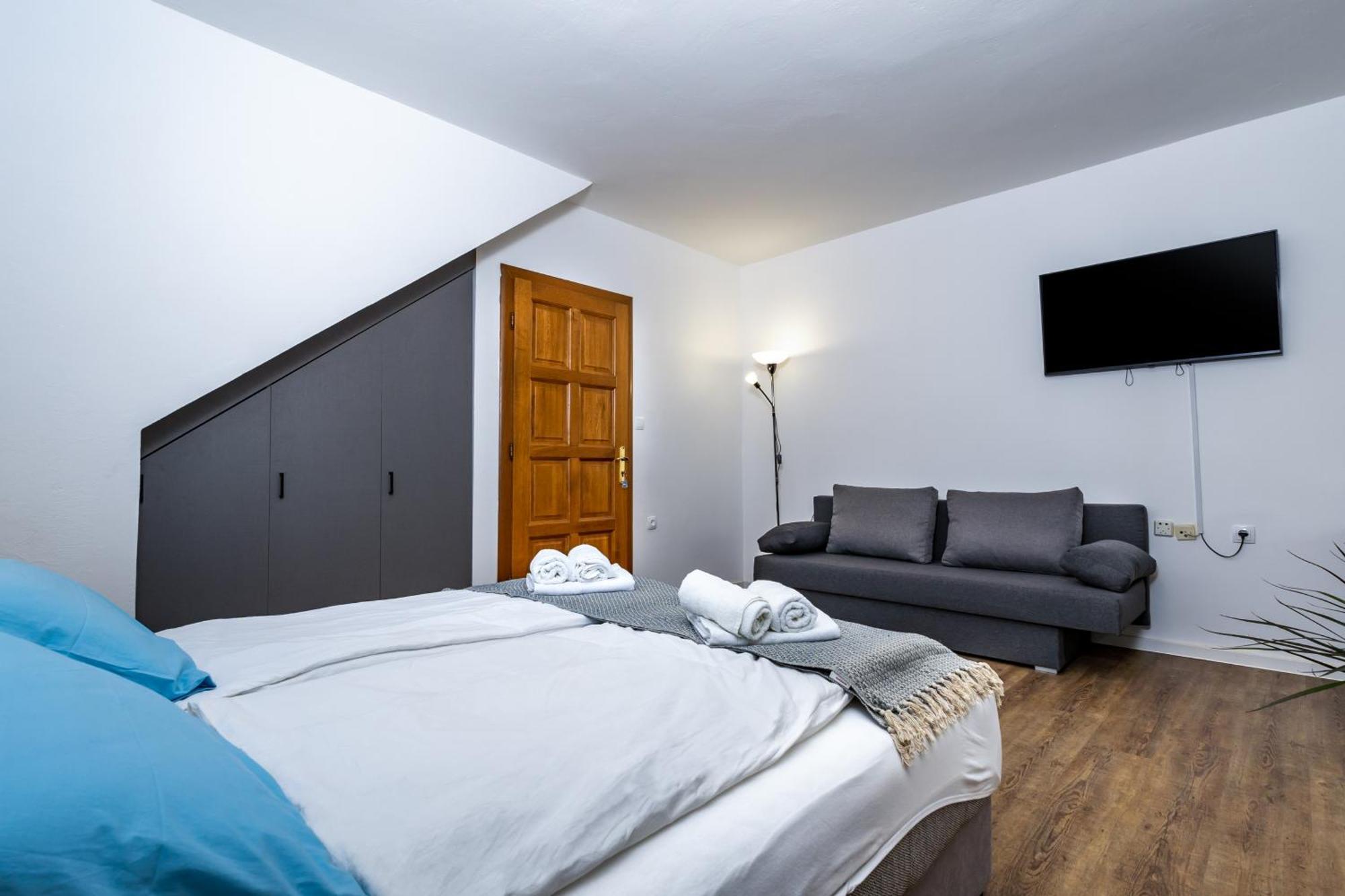 Apartments Dida Sime Starigrad Paklenica Exteriér fotografie
