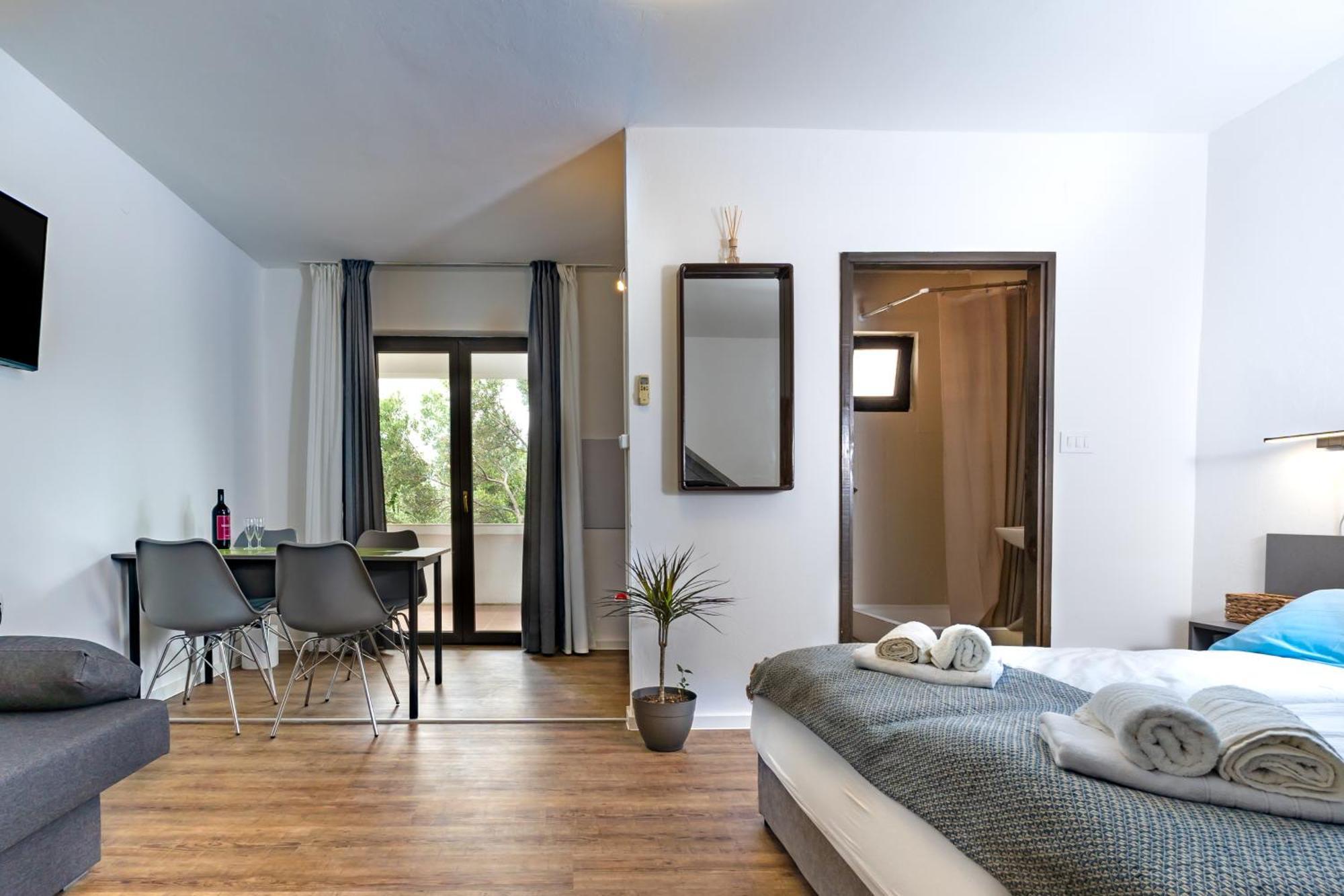 Apartments Dida Sime Starigrad Paklenica Exteriér fotografie