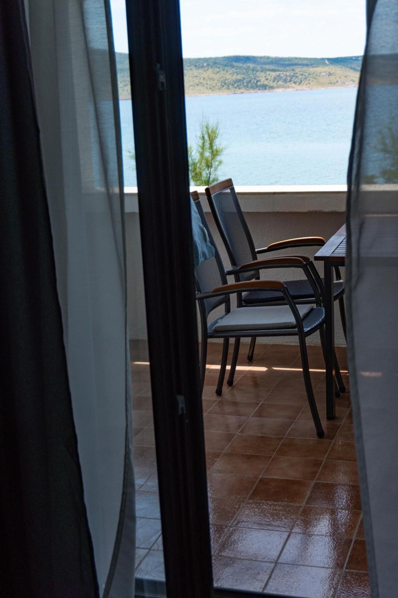 Apartments Dida Sime Starigrad Paklenica Exteriér fotografie